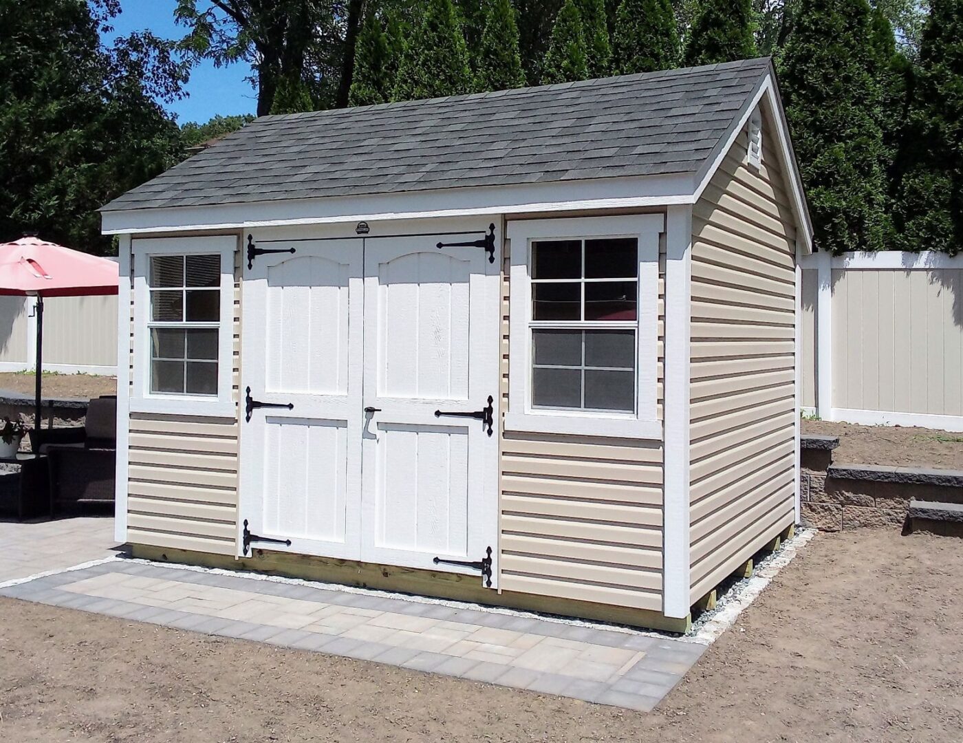 10x12 Vinyl Winchester Cottage